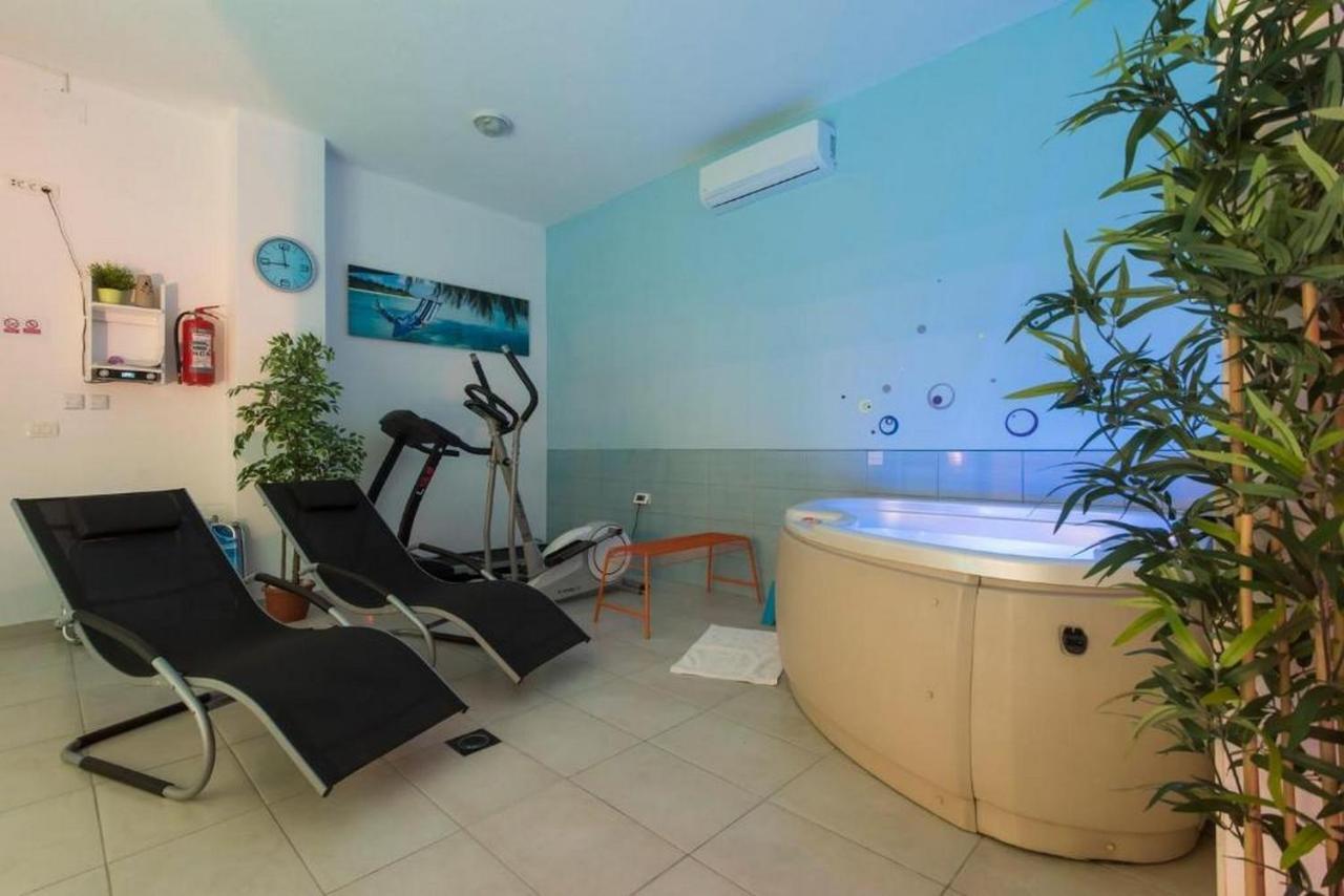 Apartments Villa Ema Zadar Eksteriør bilde