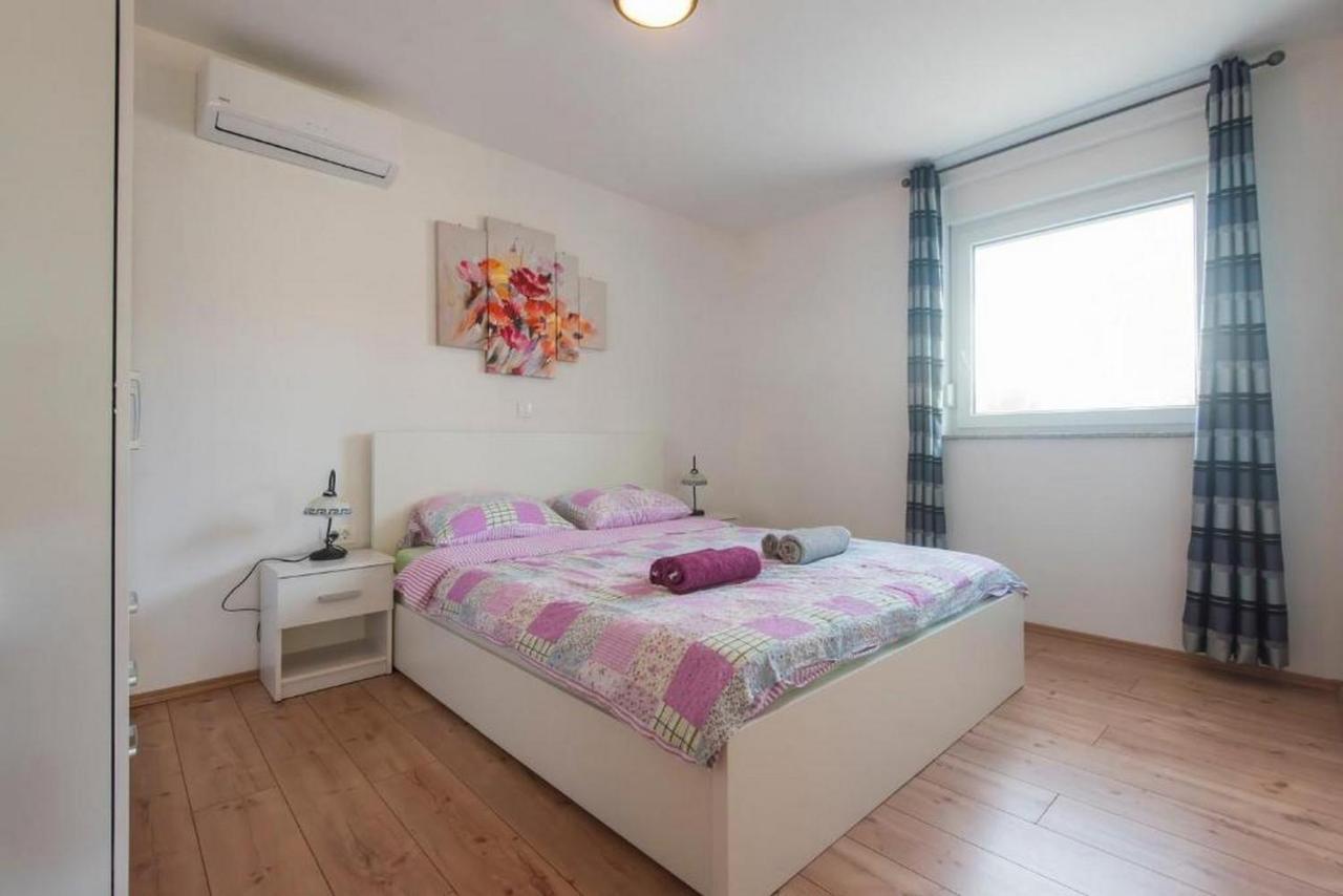 Apartments Villa Ema Zadar Eksteriør bilde