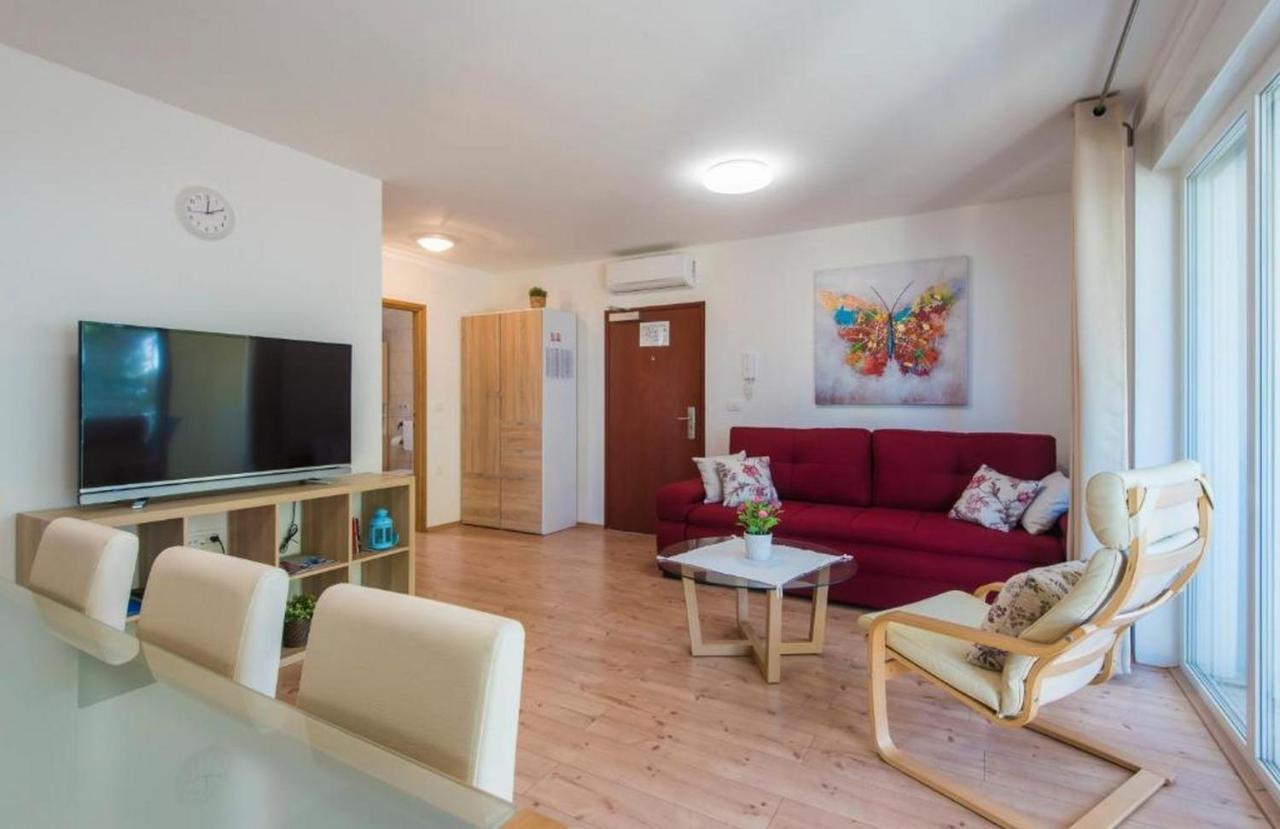 Apartments Villa Ema Zadar Eksteriør bilde
