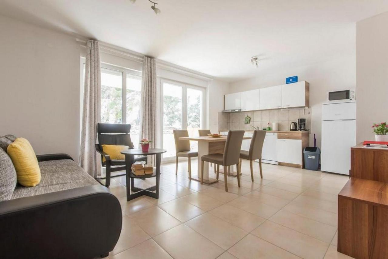 Apartments Villa Ema Zadar Eksteriør bilde