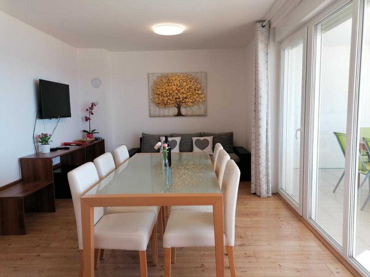 Apartments Villa Ema Zadar Eksteriør bilde
